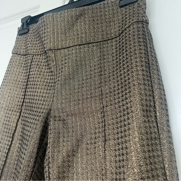 Gold jacquard pull on pants - Picture 2 of 3